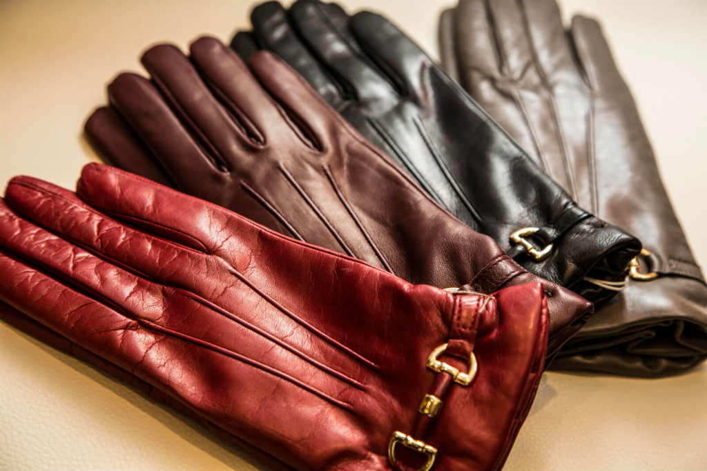 イタリアンレザーをお土産に フィレンツェの革手袋専門店 Luciano Gloves Firenze Plus